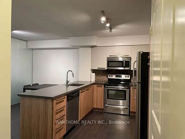 11 Saint Joseph St #1405 — Photo 10