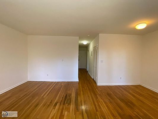 4th image of 1380 1st Ave APT 6A