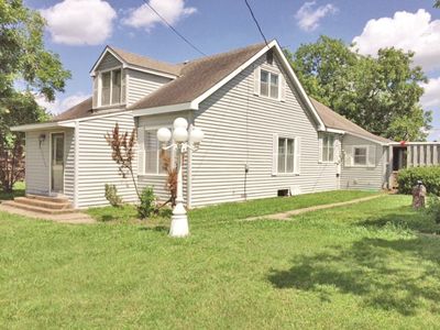 1104 E Navarro Ave, Mart, TX, 76664