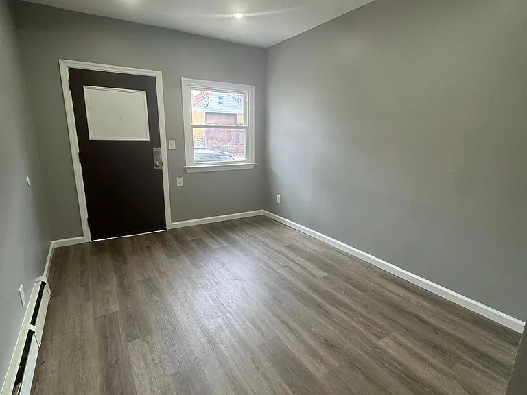 69 Gaston Ave #1LEFT — Photo 1