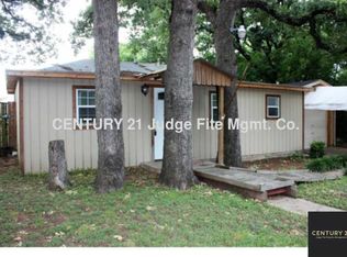 3010 Handley Dr, Fort Worth, TX 76112