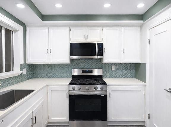 3rd image of 1440 Nelson Pl