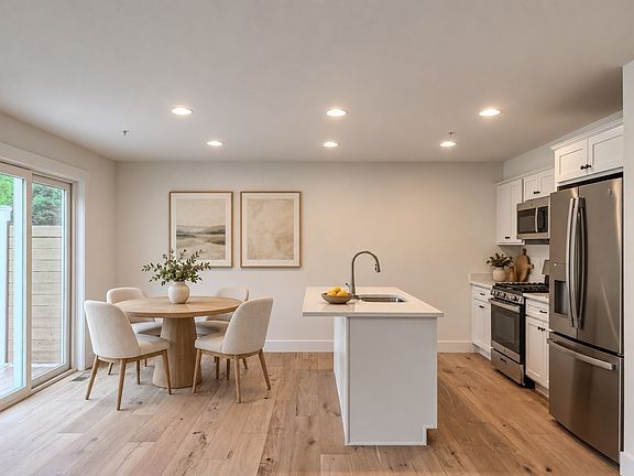 4th image of 112 Genest St #1