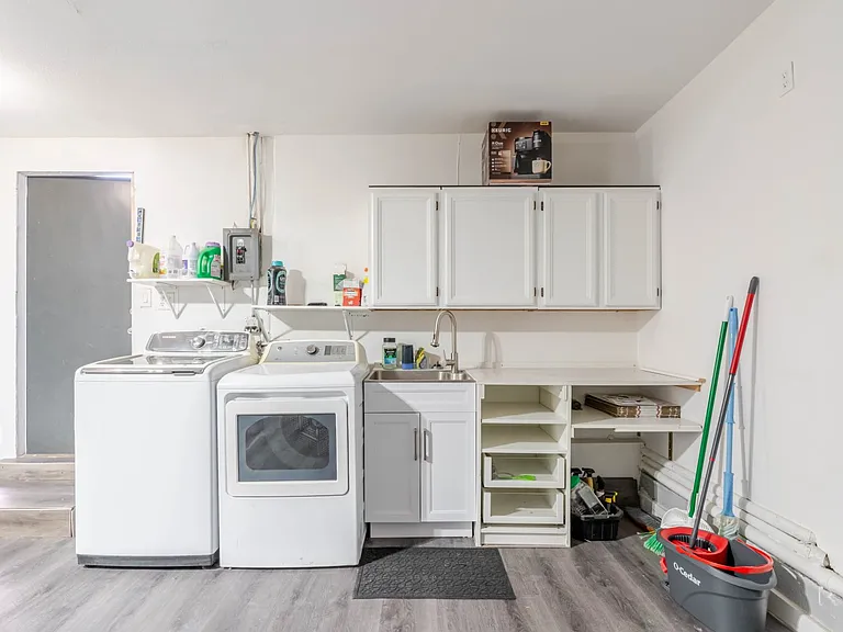 1432 W Avenue H #15 — Photo 18
