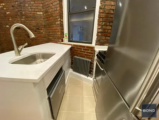 Rented by Bond New York | media 3