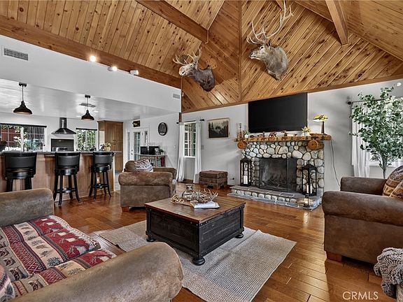 3rd image of 615 Grass Valley Rd
