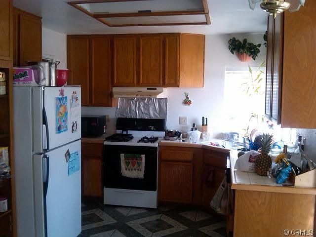 2nd image of 15490 Herne Ct