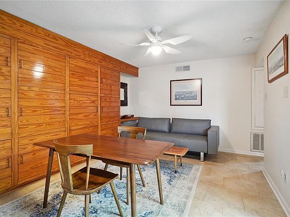 4th image of 318 Lake Marina Ave APT 203