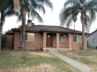 320 Plumtree Dr, Arvin, CA 93203