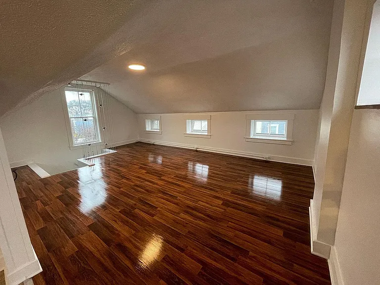 207 Division St #3 — Photo 2