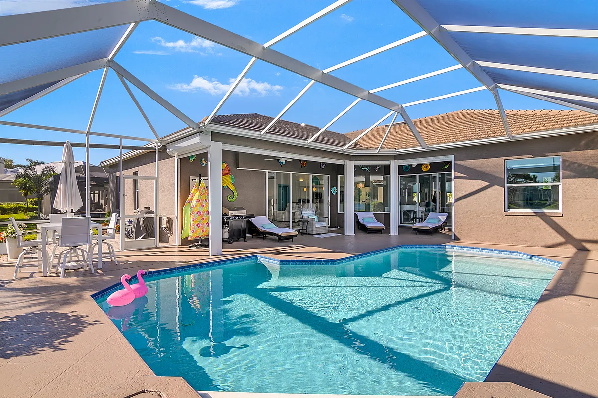 Lanai/pool - 8887 Lely Island Cir