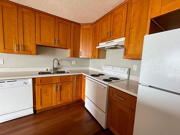 4th image of 684 48th Ave APT 202