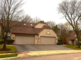 30 Ascot Cir #30, Schaumburg, IL 60194