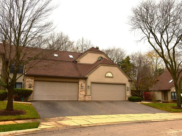 30 Ascot Cir #30, Schaumburg, IL 60194