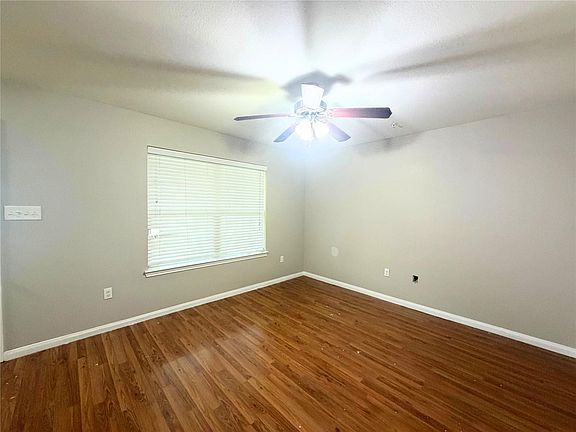 5th image of 1708 Doyle Ct #2