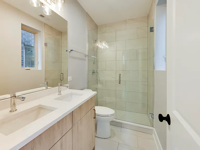 6548 S Maryland Ave #2 — Photo 15