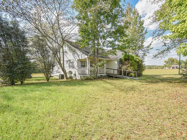 2351 Savannah Grove Rd, Effingham, SC 29541
