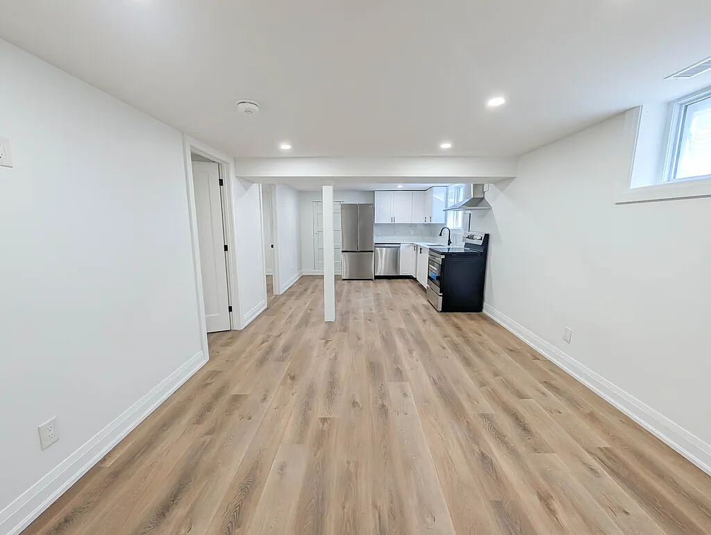 Building Photo - 401 Navy St #2