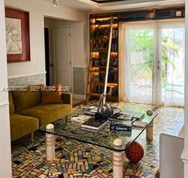 1720 SW 11th Ter #1720 — Photo 10