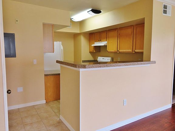 2nd image of 1000 Villagio Cir #101-13