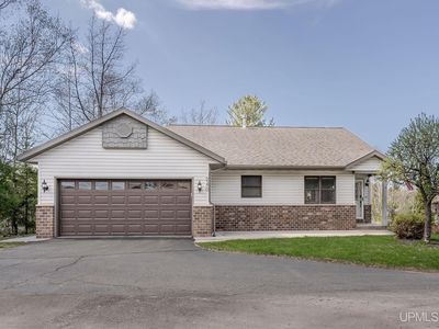 240 Birchridge Dr, Marquette, MI, 49855