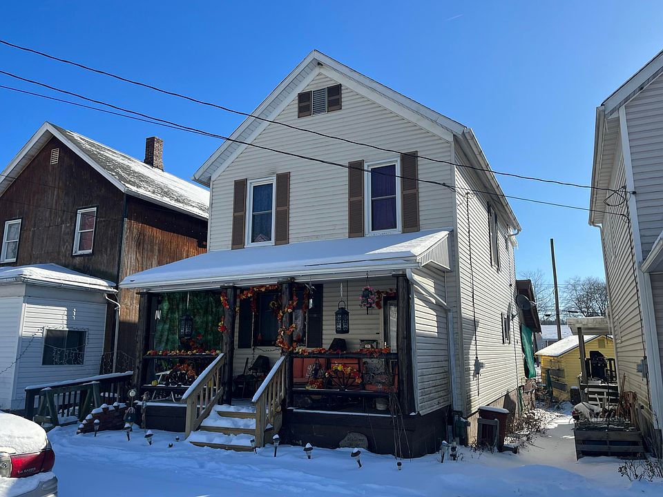 1st image of 207 Marion Ave