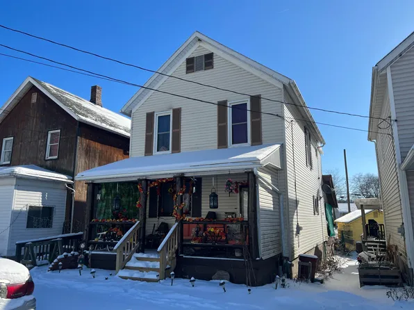 207 Marion Ave, Punxsutawney, PA 15767