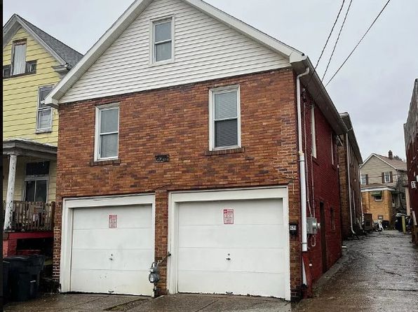 628 Olive Ln #1