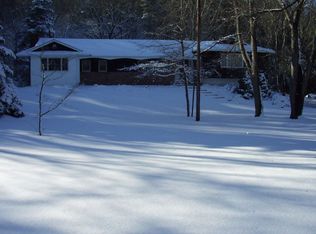 524 Harbor Rd, Cold Spring Harbor, NY 11724