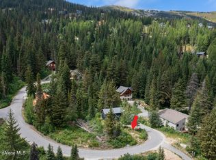 362 Ullr Dr, Sandpoint, ID 83864