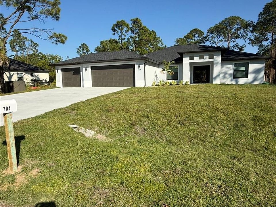 1st image of 704 Cortez AVE