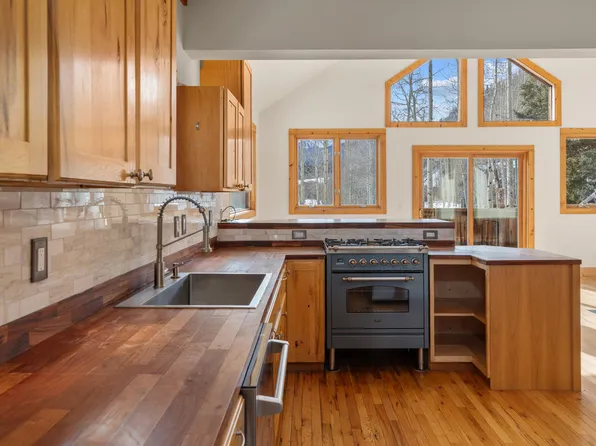 15 Beeslack Ln, Telluride, CO 81435