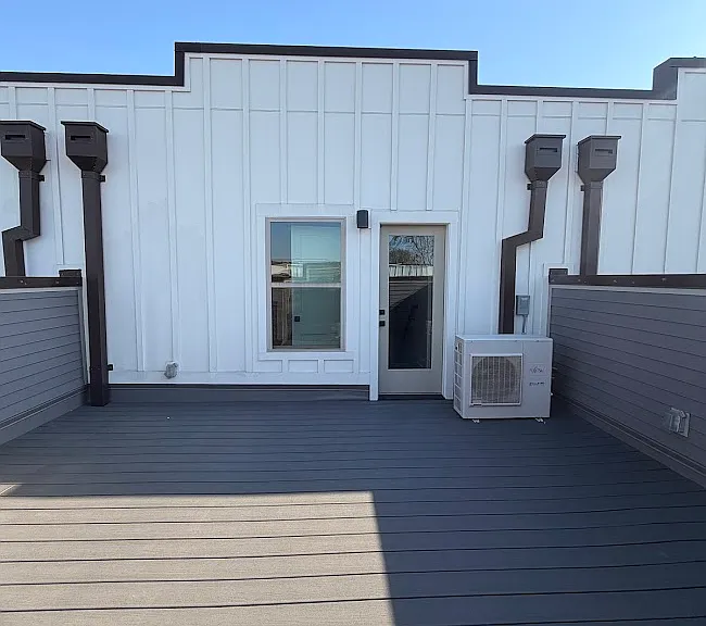13 Vine St NE #13 — Photo 4