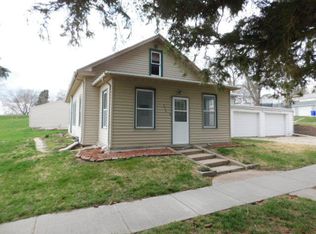 254 S Chestnut St, Avoca, IA 51521