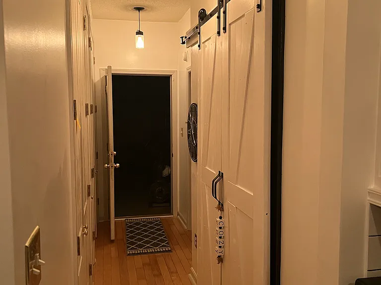 4108 Edward Hyde Pl — Photo 3