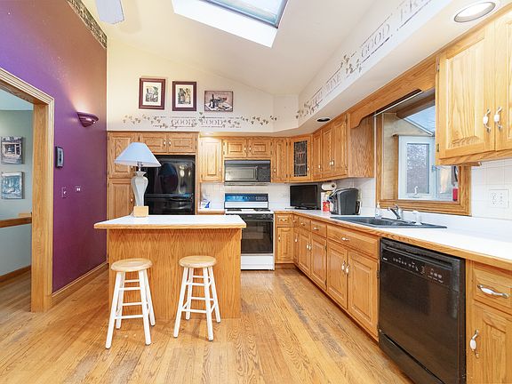 5th image of 12831 S Elizabeth Dr
