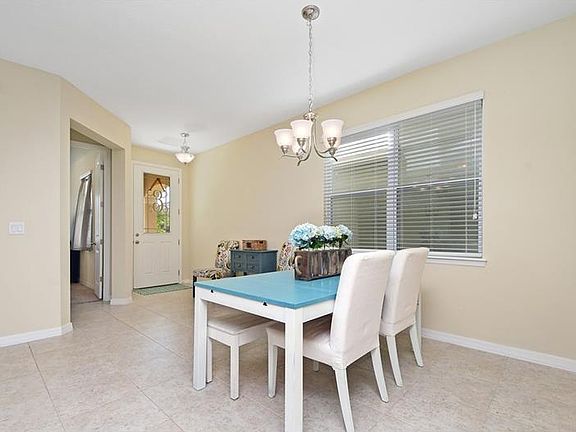 4th image of 15168 Avenue Of The Arbors