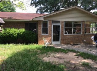 137 Cypress Ln, Leesburg, GA 31763