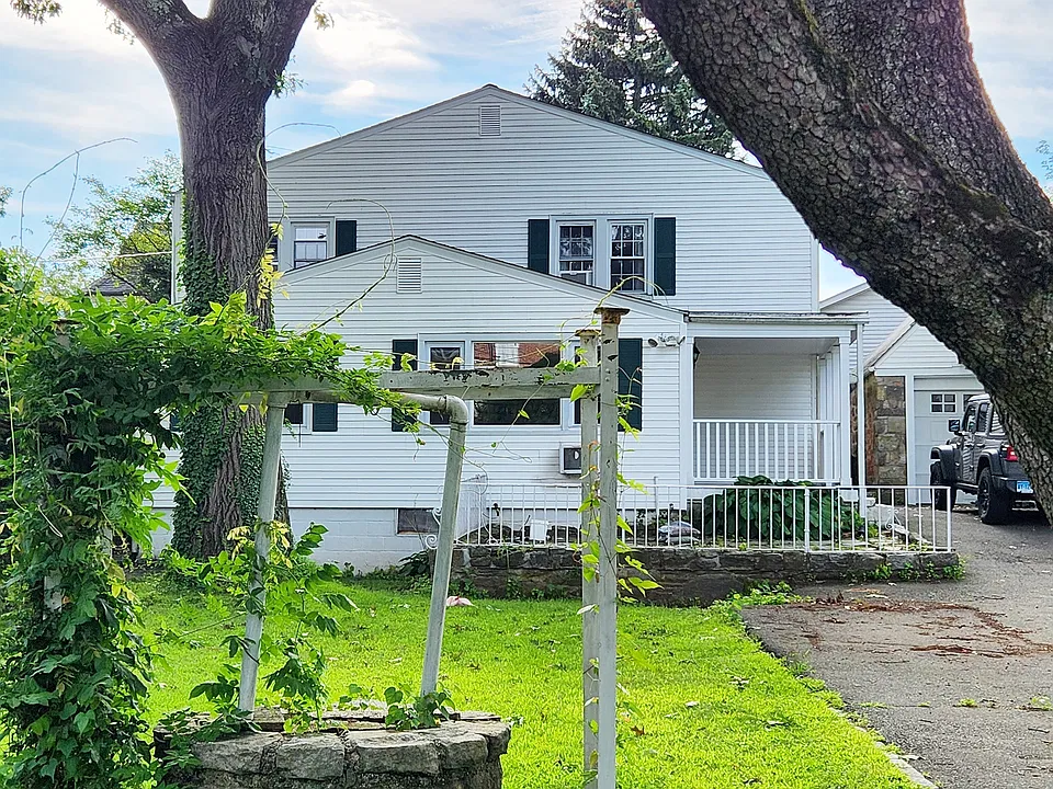 32 Fox Ln #2