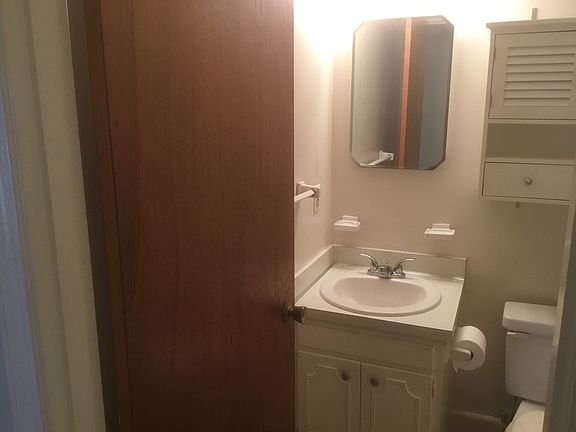 2nd image of 3106 Cabinwood Dr