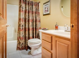 6412 E Brook Ct, Waterloo, IL 62298