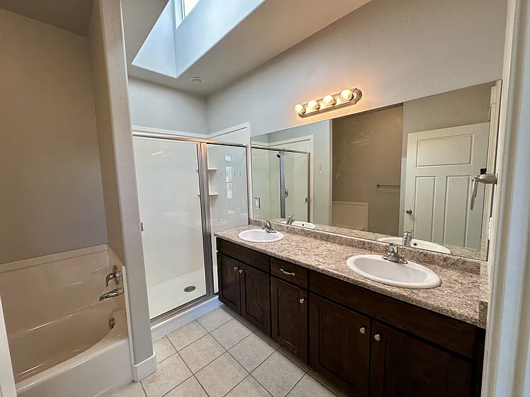 7942 S 5095 W — Photo 18