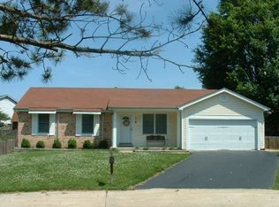 14 Forrel Tree Ct, Saint Peters, MO 63376