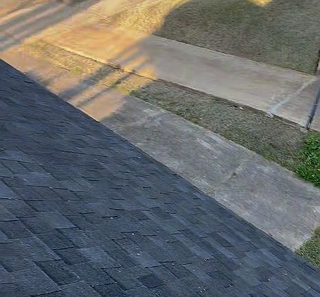 BRAND NEW roof mar 2026