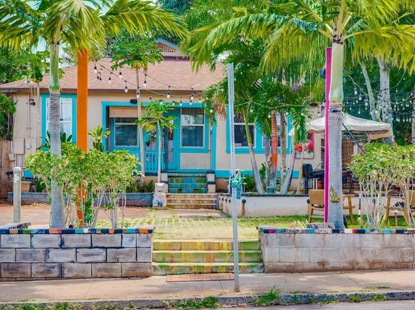 109 Baldwin Ave, Paia, HI 96779