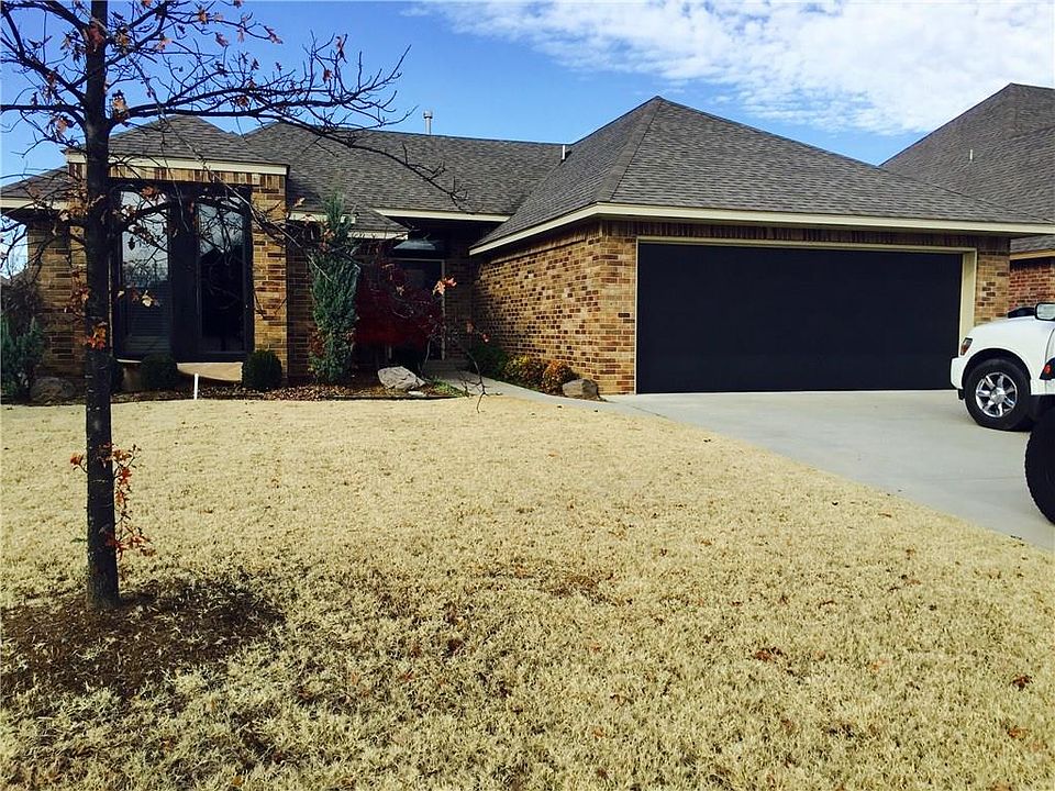 1st image of 12205 Heathfield Ln