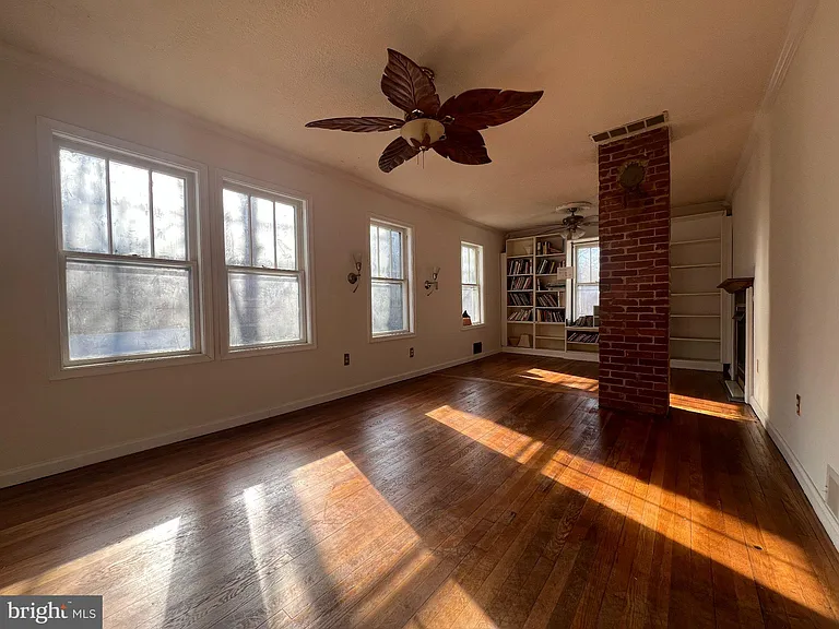 5810 Mount Vernon Dr — Photo 3