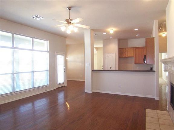 4th image of 1021 Stolte Ct