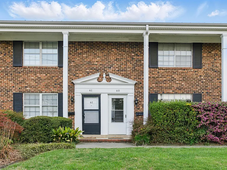 1002 Willow Dr #60 — Photo 1