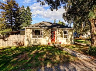 64410 2nd St, Deer Island, OR 97054